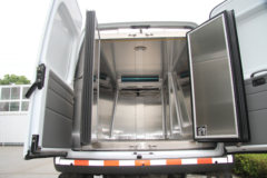 江铃汽车 特顺 116马力 冷藏车(康飞牌)(KFT5042XLC50)