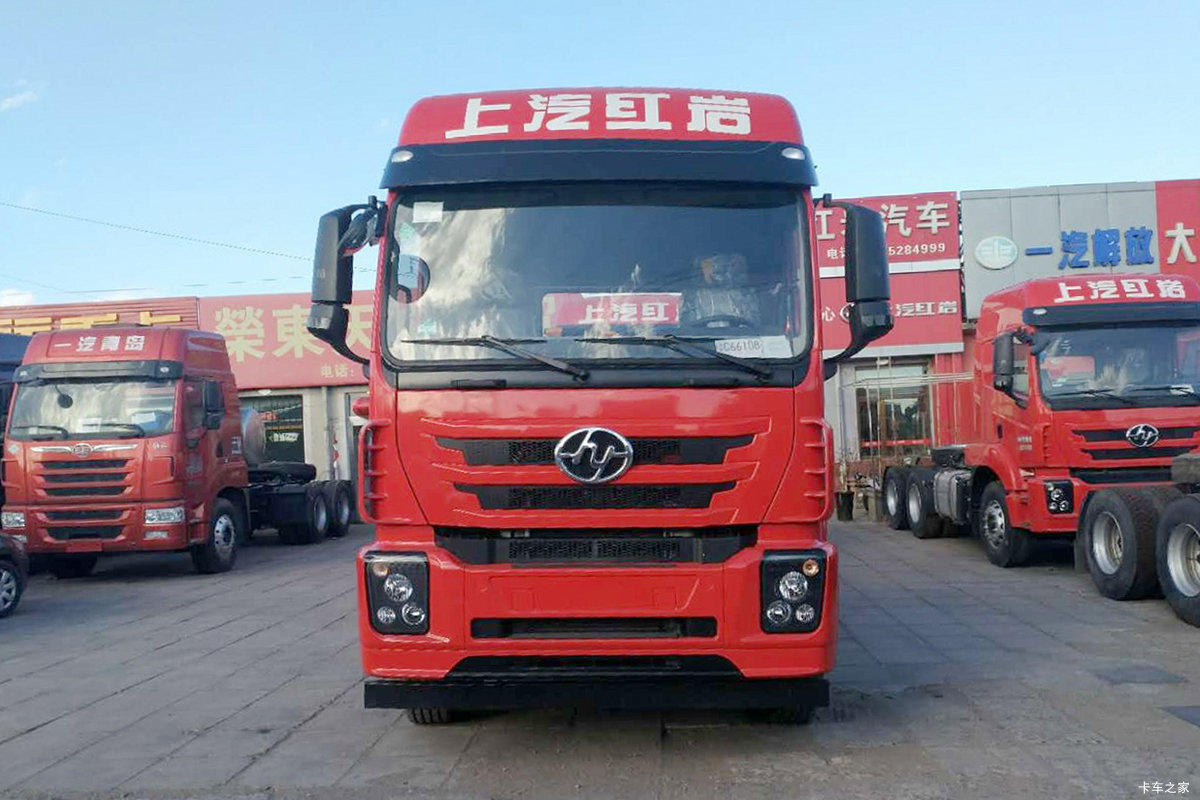 上汽红岩 杰卡重卡 350马力 6X2牵引车