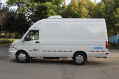 南京依维柯 146马力 3.35米冷藏车(康飞牌)(KFT5041XLC58)
