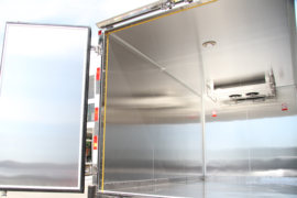 南京依维柯底盘&nbsp;冷藏车上装图片