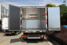 南京依维柯底盘&nbsp;冷藏车上装图片