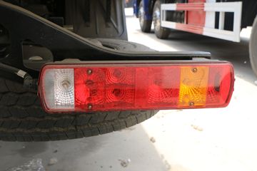 ���� ŷ����ETX 5ϵ�ؿ� 245���� 6X2 8�ײ�դʽ�ػ���ͼƬ