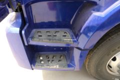 福田 欧曼新ETX 5系重卡 245马力 6X2 8米仓栅式载货车(BJ5252CCY-AB)