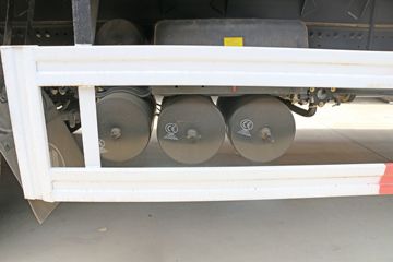 ���� ŷ����ETX 5ϵ�ؿ� 245���� 6X2 8�ײ�դʽ�ػ���ͼƬ