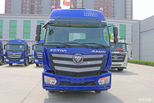 福田 欧曼新ETX 6系重卡 420马力 6X4 LNG牵引车(BJ4253SNFCB-AC)