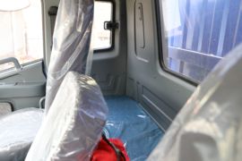 瑞沃Q9&nbsp;载货车驾驶室                                               图片