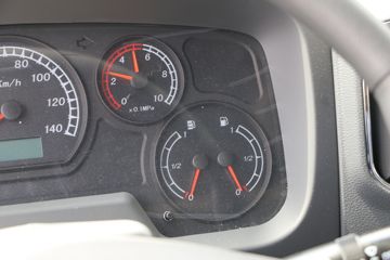 ���� ����Q9 220���� 6X2 7.8�ײ�դʽ�ػ���ͼƬ