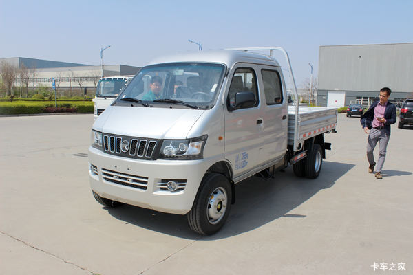 凯马 K23 110马力 2.62米双排栏板微卡(KMC1035Q32S5)