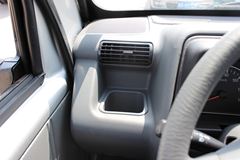 凯马 K23 110马力 2.62米双排栏板微卡(KMC1035Q32S5)