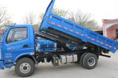 飞碟奥驰 X3系列 130马力 4X2 4.13米自卸车(长泰8A45X)