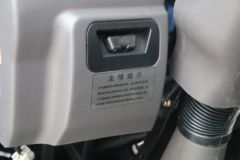 飞碟奥驰 X3系列 130马力 4X2 4.13米自卸车(长泰8A45X)