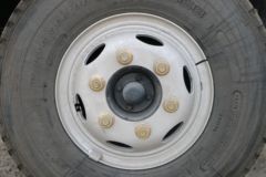 飞碟奥驰 X3系列 130马力 4X2 4.13米自卸车(长泰8A45X)