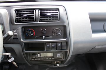 ���� K23 110���� 3.3�׵�������΢��(KMC1035Q32D5)ͼƬ