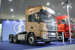 陕汽重卡 德龙X3000 纪念版 轻量化 550马力 6X4牵引车(SX4250XC4Q2)
