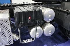 陕汽重卡 德龙X3000 纪念版 轻量化 550马力 6X4牵引车(SX4250XC4Q2)