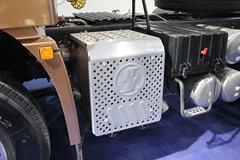 陕汽重卡 德龙X3000 纪念版 轻量化 550马力 6X4牵引车(SX4250XC4Q2)