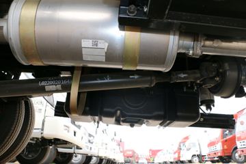 ����ʱ�� С��֮��2 68���� 3.3���Ű�����΢��(BJ1042V9PB5-A2)ͼƬ