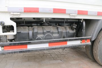 ����ʱ�� С��֮��2 68���� 3.3���Ű�����΢��(BJ1042V9PB5-A2)ͼƬ