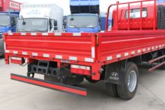 现代商用车 致道500M 重载版 156马力 4.165米单排栏板轻卡(CNJ1041QDA33V)