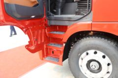 福田 欧曼EST 6系重卡 超级版 550马力 6X4牵引车(BJ4259SMFKB-AB) 福田 欧曼EST 6系重卡 超级版 550马力 6X4牵引车(BJ4259SMFKB-AB)