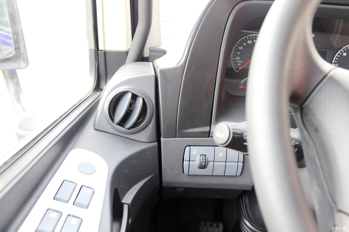 ŷGTL 9ϵؿ ǿ 550 6X4ǣ(BJ4259SMFKB-AB)ʻ                                               