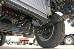 东风 多利卡D5 88马力 3.4米排半栏板轻卡(5挡)(EQ1040L3BDD)