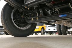 东风 多利卡D5 88马力 3.4米排半栏板轻卡(5挡)(EQ1040L3BDD)