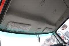 东风 多利卡D9 170马力 4X2 6.8米栏板载货车(EQ1140L9BDG)