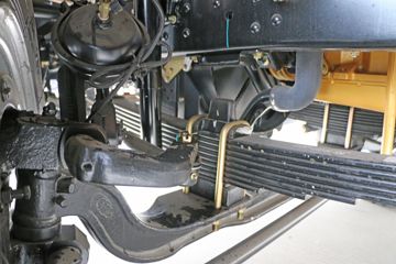 ���� ������D9 170���� 4X2 6.8�������ػ���(EQ1140L9BDG)ͼƬ