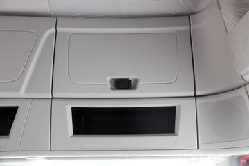 ���Ͽ��� U370�ؿ� 370���� 6X4 LNGǣ����ͼƬ