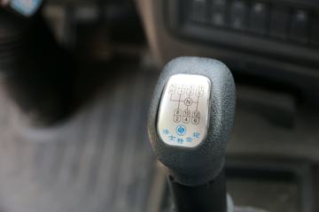 ���Ͽ��� U370�ؿ� 370���� 6X4 LNGǣ����ͼƬ