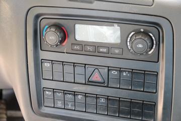 ���Ͽ��� U370�ؿ� 370���� 6X4 LNGǣ����ͼƬ