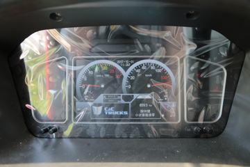 ���Ͽ��� U370�ؿ� 370���� 6X4 LNGǣ����ͼƬ