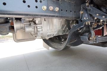 ���Ͽ��� U370�ؿ� 370���� 6X4 LNGǣ����ͼƬ