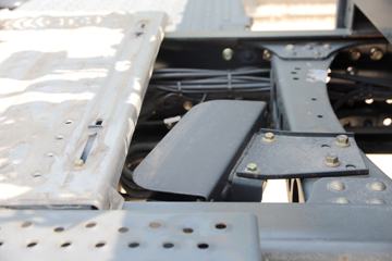 ���Ͽ��� U370�ؿ� 370���� 6X4 LNGǣ����ͼƬ