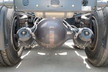 ���Ͽ��� U370�ؿ� 370���� 6X4 LNGǣ����ͼƬ