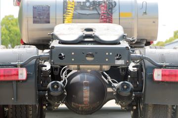 ���Ͽ��� U370�ؿ� 370���� 6X4 LNGǣ����ͼƬ