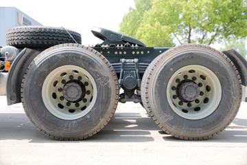 ���Ͽ��� U370�ؿ� 370���� 6X4 LNGǣ����ͼƬ