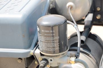 ���Ͽ��� U370�ؿ� 370���� 6X4 LNGǣ����ͼƬ