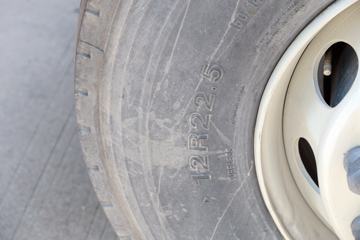 ���Ͽ��� U370�ؿ� 370���� 6X4 LNGǣ����ͼƬ