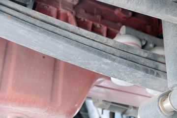 ���Ͽ��� U370�ؿ� 370���� 6X4 LNGǣ����ͼƬ