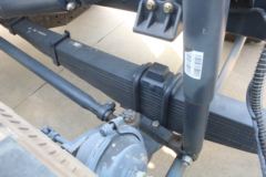 联合卡车 U440 440马力 8X4 8米自卸车(QCC3312D656-6)