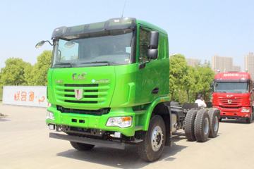 联合卡车 U370重卡 370马力 6X4 LNG牵引车(QCC4252N654)