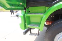 联合卡车 U370重卡 370马力 6X4 LNG牵引车(QCC4252N654)