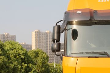 ���Ͽ��� U380 380���� 8X4 8.2����ж��(QCC3312D656-3)ͼƬ