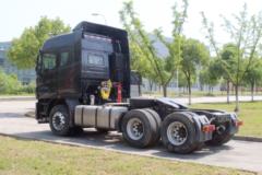 联合卡车 U430重卡 430马力 6X4牵引车(QCC4252D654)