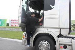 斯堪尼亚 R系列重卡 470马力 6X2R 牵引车(型号R470 LA6X2MNA)