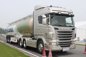 斯堪尼亚 R系列重卡 470马力 6X2R 牵引车(型号R470 LA6X2MNA)