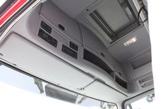 奔驰 Actros重卡 610马力 6X6 牵引车(型号4060)