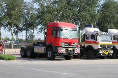 奔驰 Actros重卡 610马力 6X6 牵引车(型号4060)